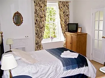 Bed & Breakfast Tremadart House 4*